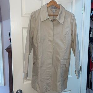 Women’s Old Navy trench coat. Light beige. Size large